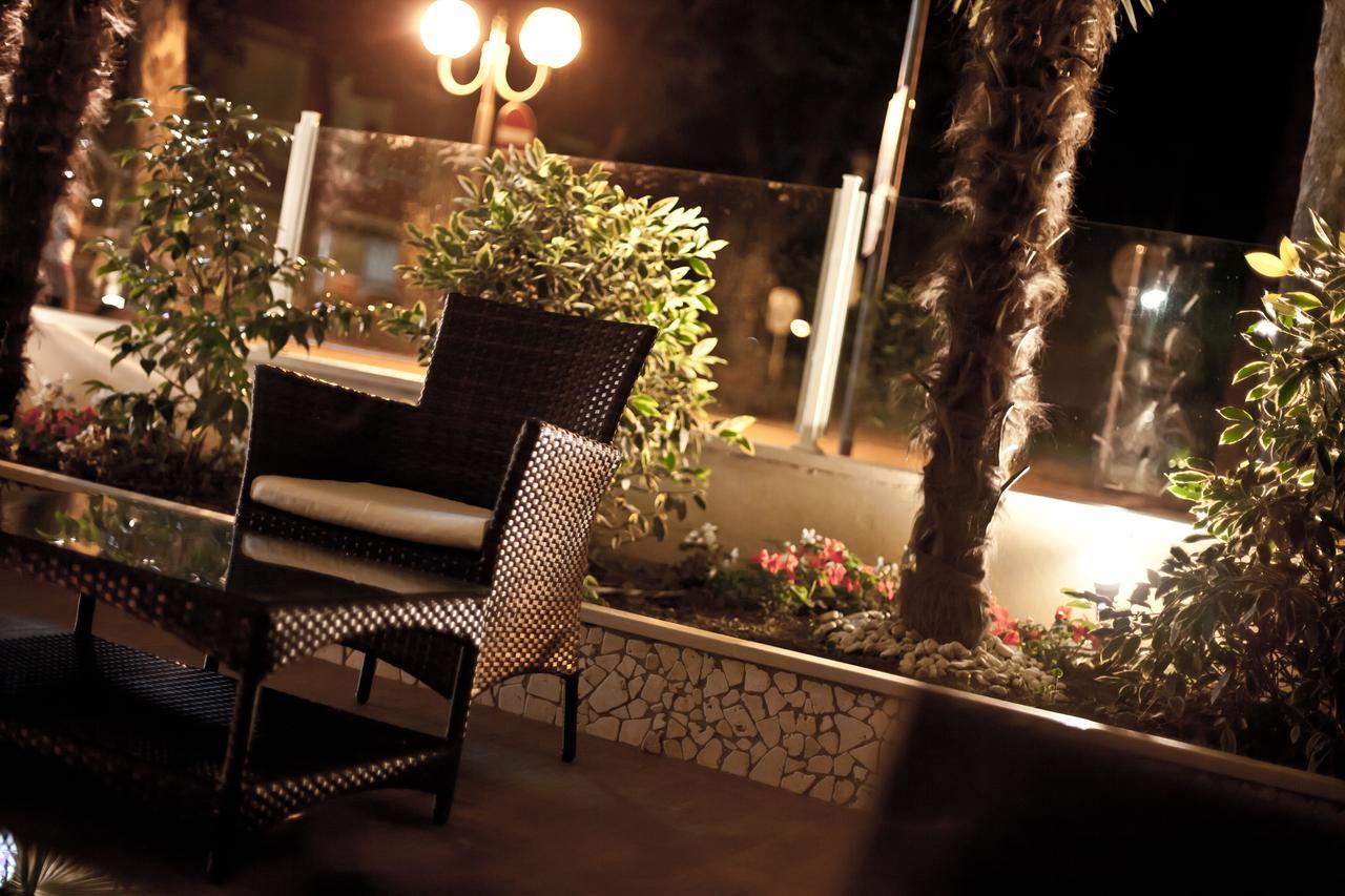 Hotel California Pastry 3*