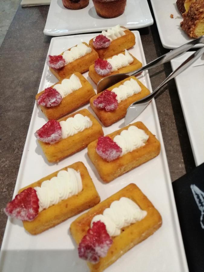 California Pastry Hotel