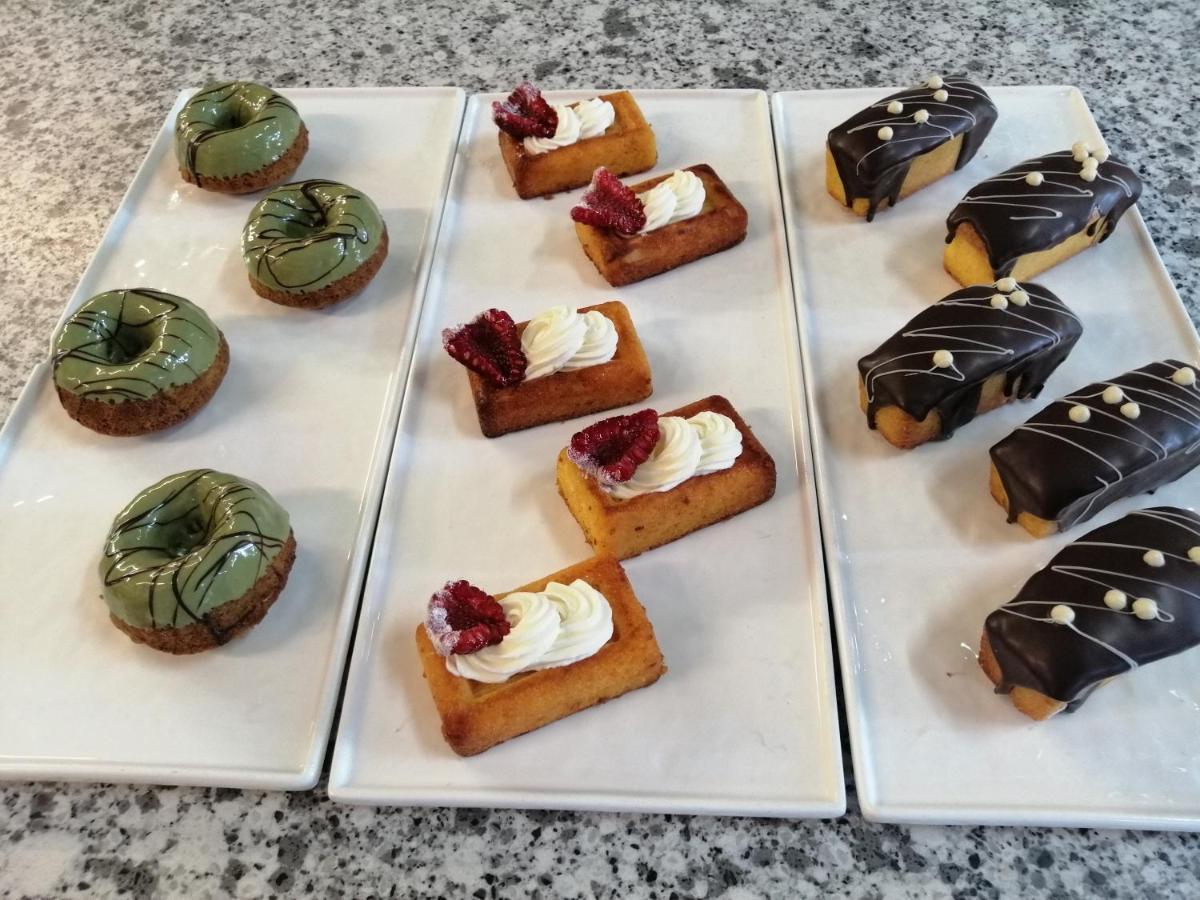 Hotel California Pastry 3*